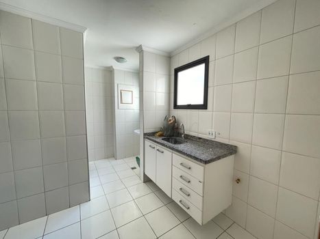 Foto 5 do(a) Apartamento de 3 quartos à venda em Jardim do Lago, Campinas