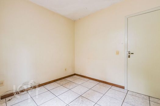 Foto 18 do(a) Apartamento de 2 quartos à venda em São Sebastião, Porto Alegre