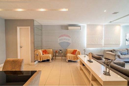 Foto 6 do(a) Apartamento de 4 quartos à venda em Jardim Guanabara, Rio de Janeiro