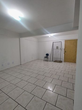 Foto 4 do(a) Sala / Conjunto Comercial false à venda em Vila Santo Ângelo, Cachoeirinha