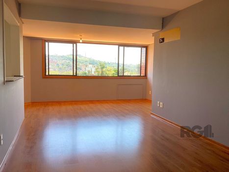 Foto 2 do(a) Apartamento de 3 quartos à venda em Cristal, Porto Alegre