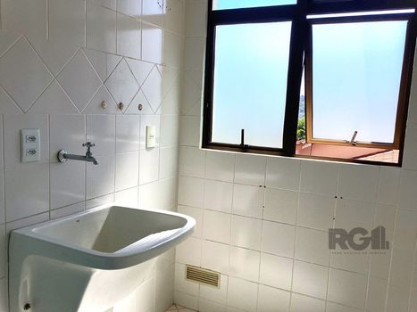 Foto 23 do(a) Apartamento de 3 quartos à venda em Cristal, Porto Alegre