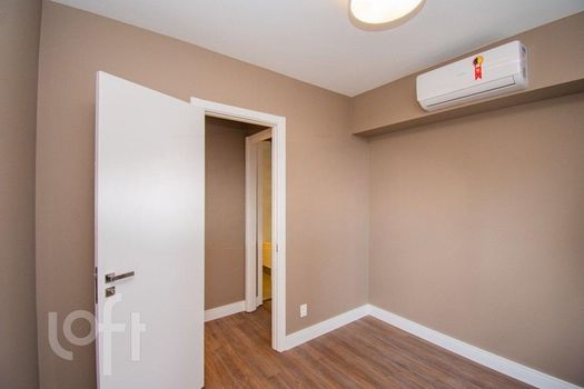 Foto 12 do(a) Apartamento de 2 quartos à venda em São Sebastião, Porto Alegre