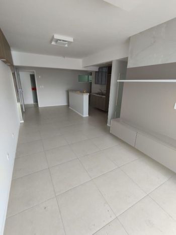 Foto 6 do(a) Apartamento de 3 quartos à venda em Itaperi, Fortaleza