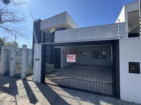 Foto 2 do(a) Casa de 3 quartos à venda em Jardim Brasil, Maringá