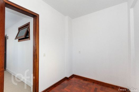Foto 14 do(a) Apartamento de 3 quartos à venda em Jardim Botânico, Porto Alegre