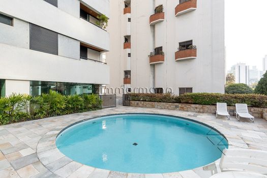 Foto 29 do(a) Apartamento de 4 quartos à venda em Aclimação, São Paulo