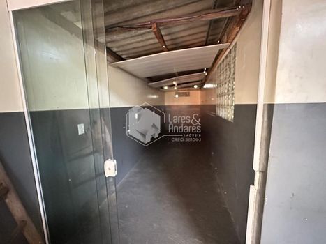 Foto 1 do(a) Galpão / Depósito / Armazém / Pavilhão false à venda em Vila Palmeiras, São Paulo