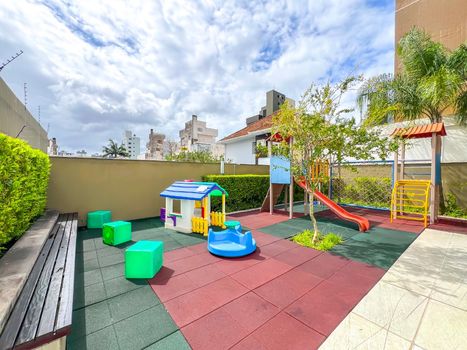 Foto 49 do(a) Apartamento de 4 quartos à venda em Petrópolis, Porto Alegre