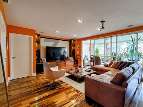 Foto 8 do(a) Apartamento de 3 quartos à venda em Itaim Bibi, São Paulo