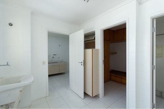 Foto 6 do(a) Apartamento de 3 quartos à venda em Itaim Bibi, São Paulo