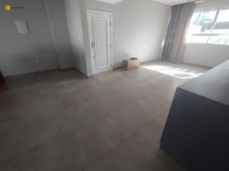 Foto 5 do(a) Apartamento de 2 quartos à venda em Itaguaçu, Florianópolis