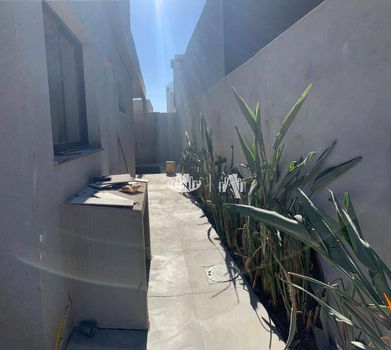 Foto 3 do(a) Casa em Condomínio de 3 quartos à venda em Jardim Morumbi, Londrina