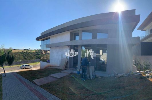 Foto 2 do(a) Casa em Condomínio de 3 quartos à venda em Jardim Morumbi, Londrina