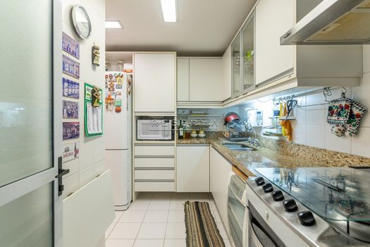 Foto 15 do(a) Casa em Condomínio de 3 quartos à venda em Jardim Carvalho, Porto Alegre