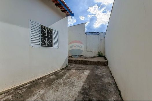 Foto 8 do(a) Casa de 4 quartos à venda em Vila Santo Antônio, Araras