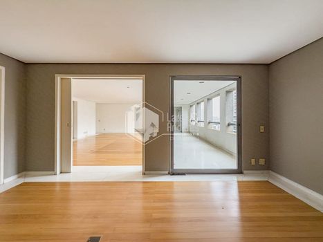 Foto 11 do(a) Apartamento de 4 quartos à venda em Jardim Londrina, São Paulo