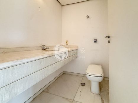Foto 12 do(a) Apartamento de 4 quartos à venda em Jardim Londrina, São Paulo