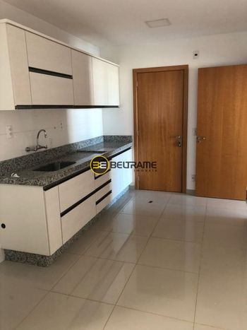 Foto 30 do(a) Apartamento de 3 quartos à venda em Zona 07, Maringá