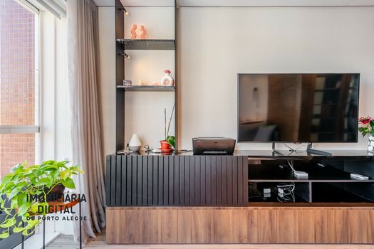 Foto 4 do(a) Apartamento de 2 quartos à venda em Mont Serrat, Porto Alegre