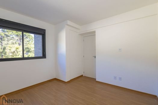 Foto 15 do(a) Apartamento de 3 quartos à venda em Santa Cândida, Curitiba