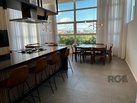 Foto 18 do(a) Flat de 3 quartos à venda em Passo da Areia, Porto Alegre