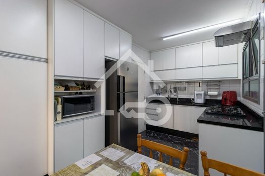 Foto 8 do(a) Apartamento de 3 quartos à venda em Planalto Paulista, São Paulo