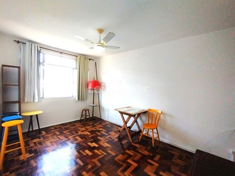 Foto 10 do(a) Apartamento de 3 quartos à venda em Medianeira, Porto Alegre