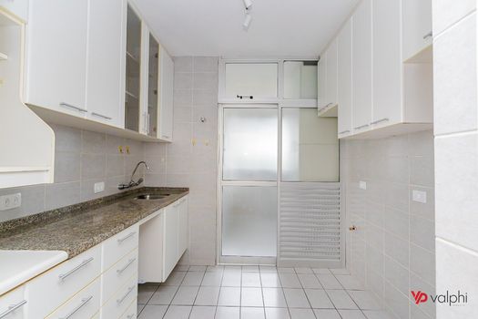 Foto 6 do(a) Apartamento de 3 quartos à venda em Cabral, Curitiba