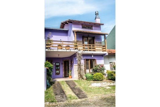 Foto 39 do(a) Casa em Condomínio de 2 quartos à venda em Guarujá, Porto Alegre