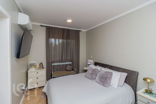 Foto 6 do(a) Apartamento de 2 quartos à venda em Vila Ipiranga, Porto Alegre