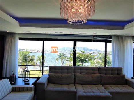 Foto 3 do(a) Apartamento de 3 quartos à venda em Lagoa da Conceição, Florianópolis