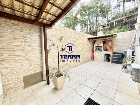 Foto 1 do(a) Apartamento de 2 quartos à venda em Maria Paula, São Gonçalo
