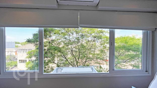Foto 15 do(a) Apartamento de 2 quartos à venda em Floresta, Porto Alegre