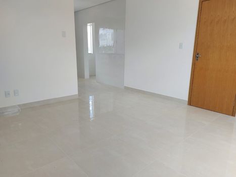 Foto 1 do(a) Casa de 2 quartos à venda em Novo Centro, Santa Luzia