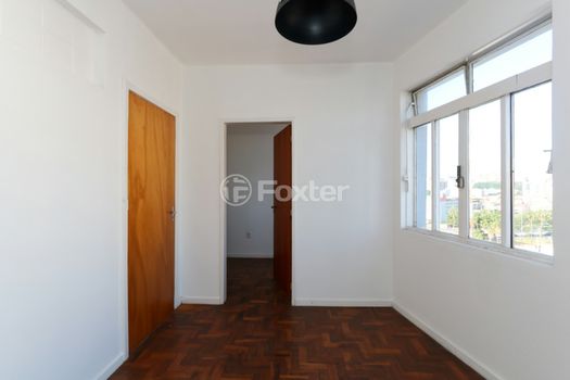 Foto 5 do(a) Sala / Conjunto Comercial false à venda em Centro Histórico, Porto Alegre