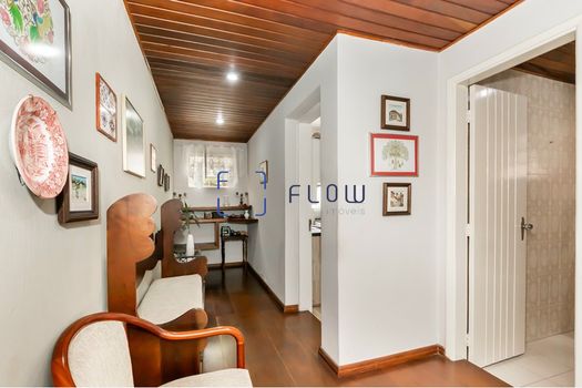 Foto 7 do(a) Casa de 3 quartos à venda em Jardim Petrópolis, São Paulo