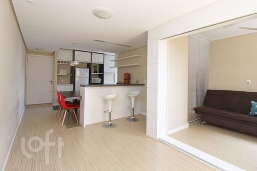 Foto 2 do(a) Apartamento de 2 quartos à venda em Teresópolis, Porto Alegre