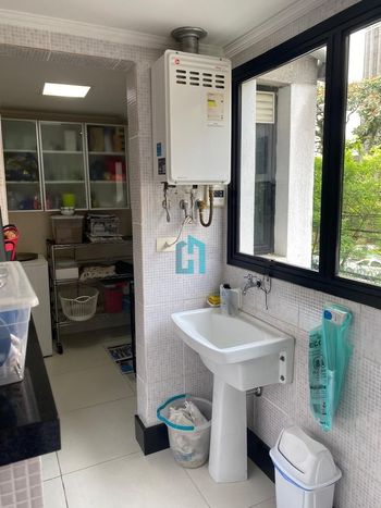 Foto 9 do(a) Apartamento de 4 quartos à venda em Vila Uberabinha, São Paulo