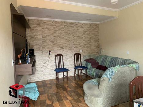 Foto 1 do(a) Casa de 2 quartos à venda em Vila Magini, Mauá