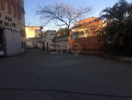 Foto 1 do(a) Galpão / Depósito / Armazém / Pavilhão false à venda em Jardim Jaú (Zona Leste), São Paulo