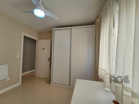 Foto 13 do(a) Apartamento de 2 quartos à venda em Jardim Botânico, Porto Alegre