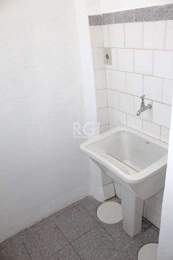 Foto 9 do(a) Flat de 2 quartos à venda em Nonoai, Porto Alegre
