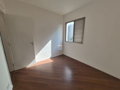 Foto 11 do(a) Apartamento de 3 quartos à venda em Parque Novo Mundo, São Paulo