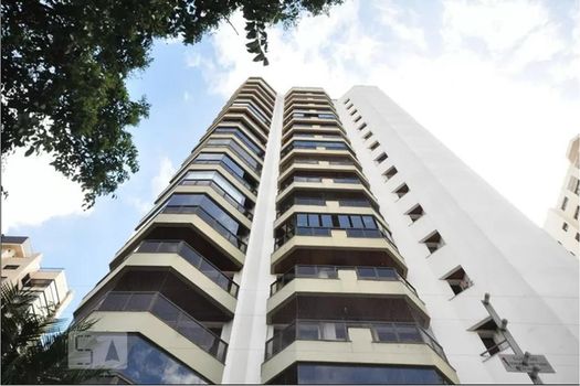 Foto 5 do(a) Apartamento de 4 quartos à venda em Campo Belo, São Paulo