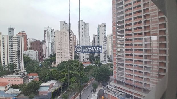 Foto 7 do(a) Apartamento de 3 quartos à venda em Vila Nova Conceição, São Paulo