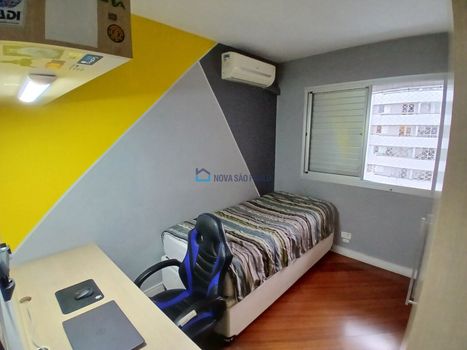 Foto 11 do(a) Apartamento de 4 quartos à venda em Cambuci, São Paulo