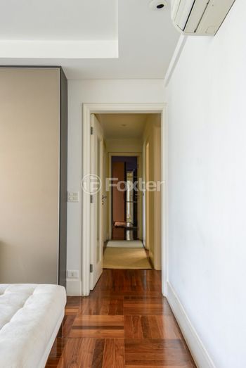 Foto 11 do(a) Apartamento de 3 quartos à venda em Jardim Europa, São Paulo