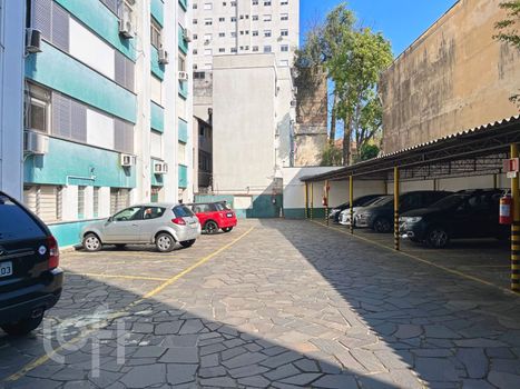 Foto 33 do(a) Apartamento de 3 quartos à venda em Santana, Porto Alegre