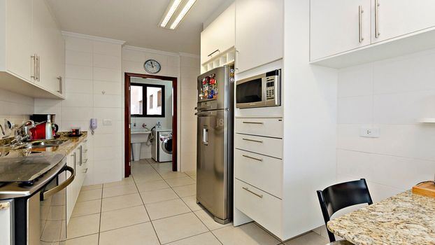 Foto 8 do(a) Apartamento de 3 quartos para alugar em Cristo Rei, Curitiba